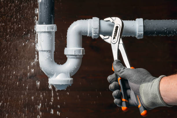 Professional Leak Detection technician working in Sipesville, PA